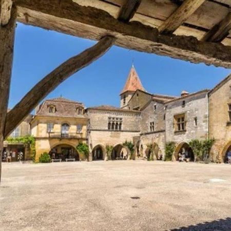 Maison Medievale Climatisee Avec Jardin Monpazier Exterior photo